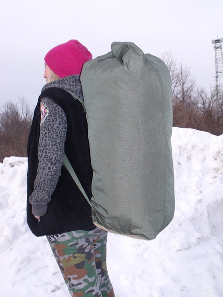 duffel bag shoulder straps waterproof